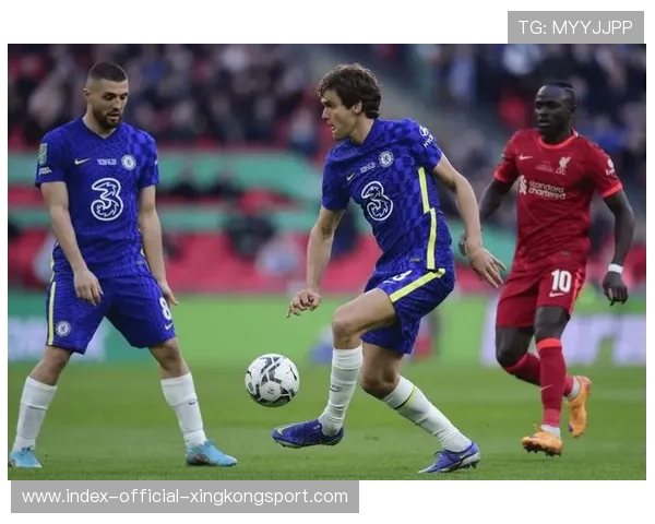 不莱梅通过传中不断制造抢点机会