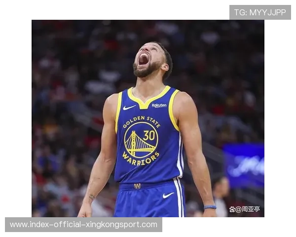 库里再展绝佳手感,勇士三分雨压制对手 库里再展绝佳手感,勇士三分雨压制对手