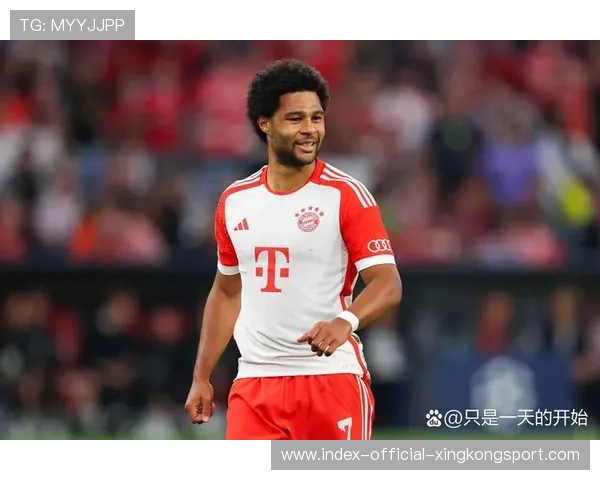 拜仁格纳布里直塞推进后爆射成关键动作